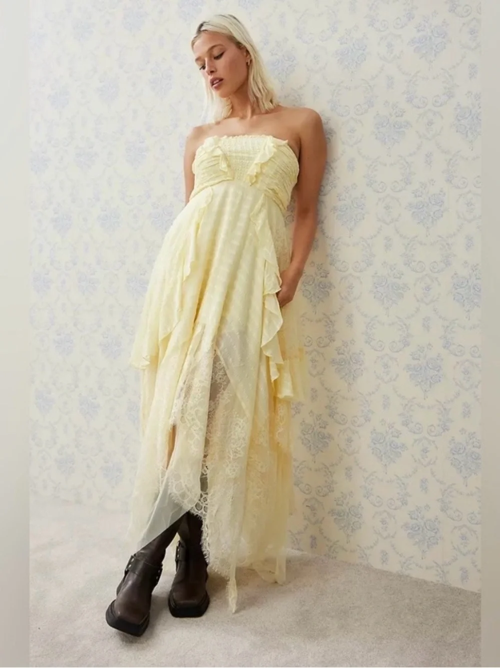 Free People Bliss Lace Kerchief Hem Strapless Maxi Dress Yellow Size Large - Picture 3 of 16